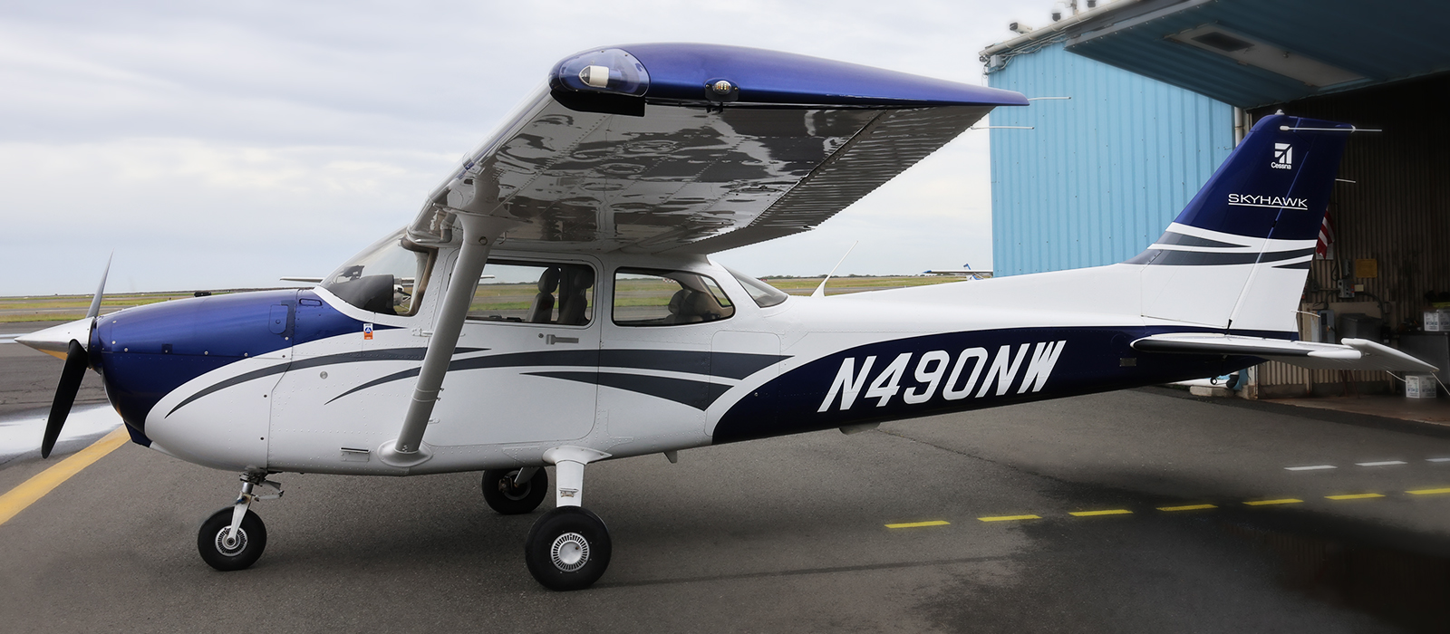 N490nw Cessna 182 hawaii airplane rentals