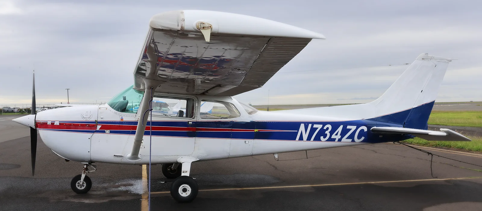 N734zc Cessna 182 hawaii airplane rentals